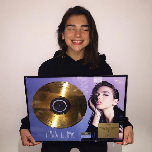 La imagen tiene un atributo ALT vacÃo; su nombre de archivo es dua-album-deb-3.jpg